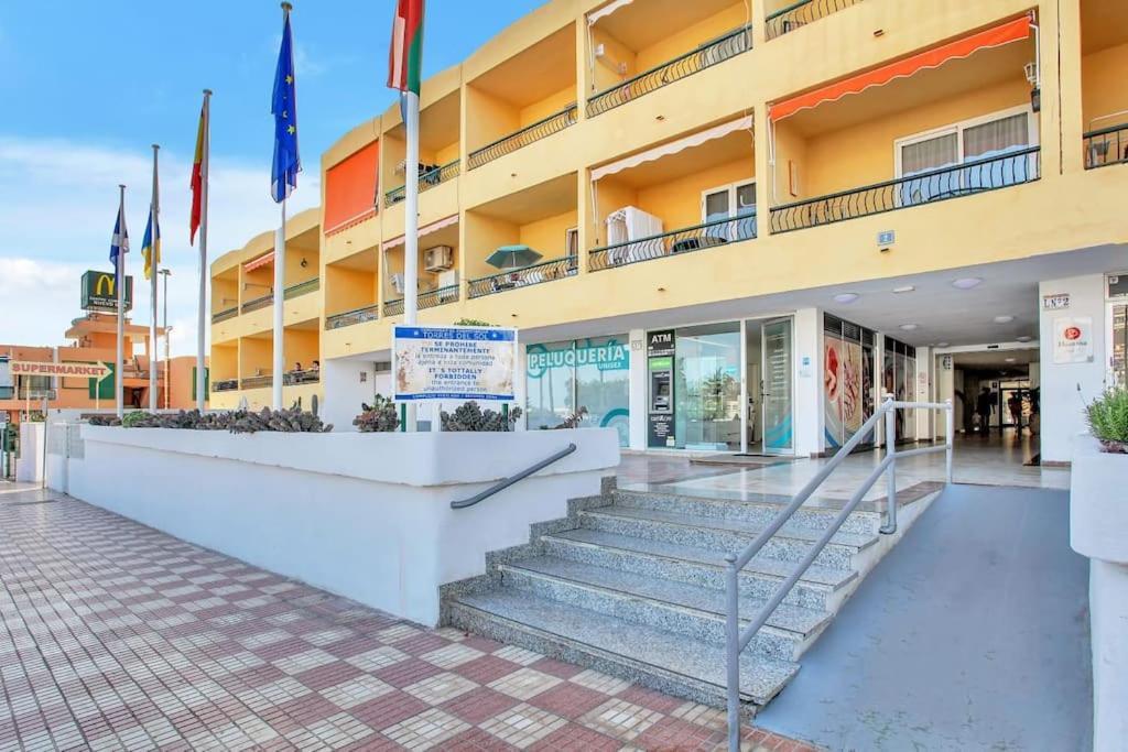 Studio In Torres Del Sol Griffin Near The Beach Arona  Exteriör bild
